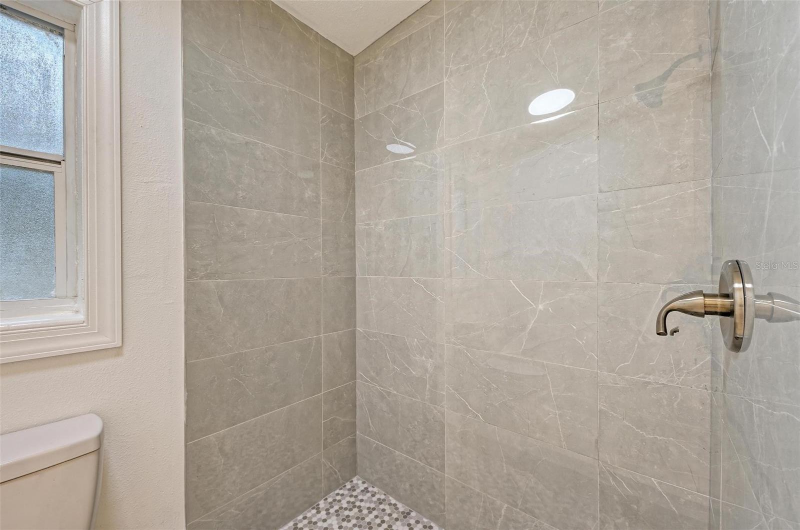 Image 17 of 27 For 6703 30th Street