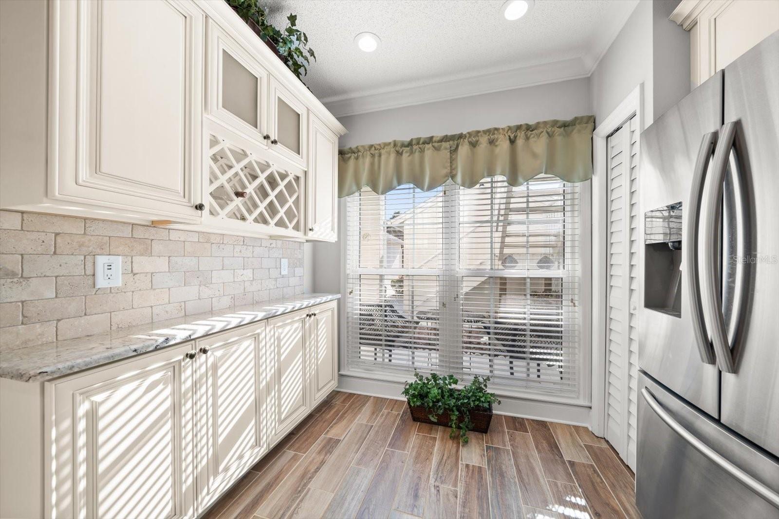 Image 27 of 35 For 11500 Shipwatch Drive 1360