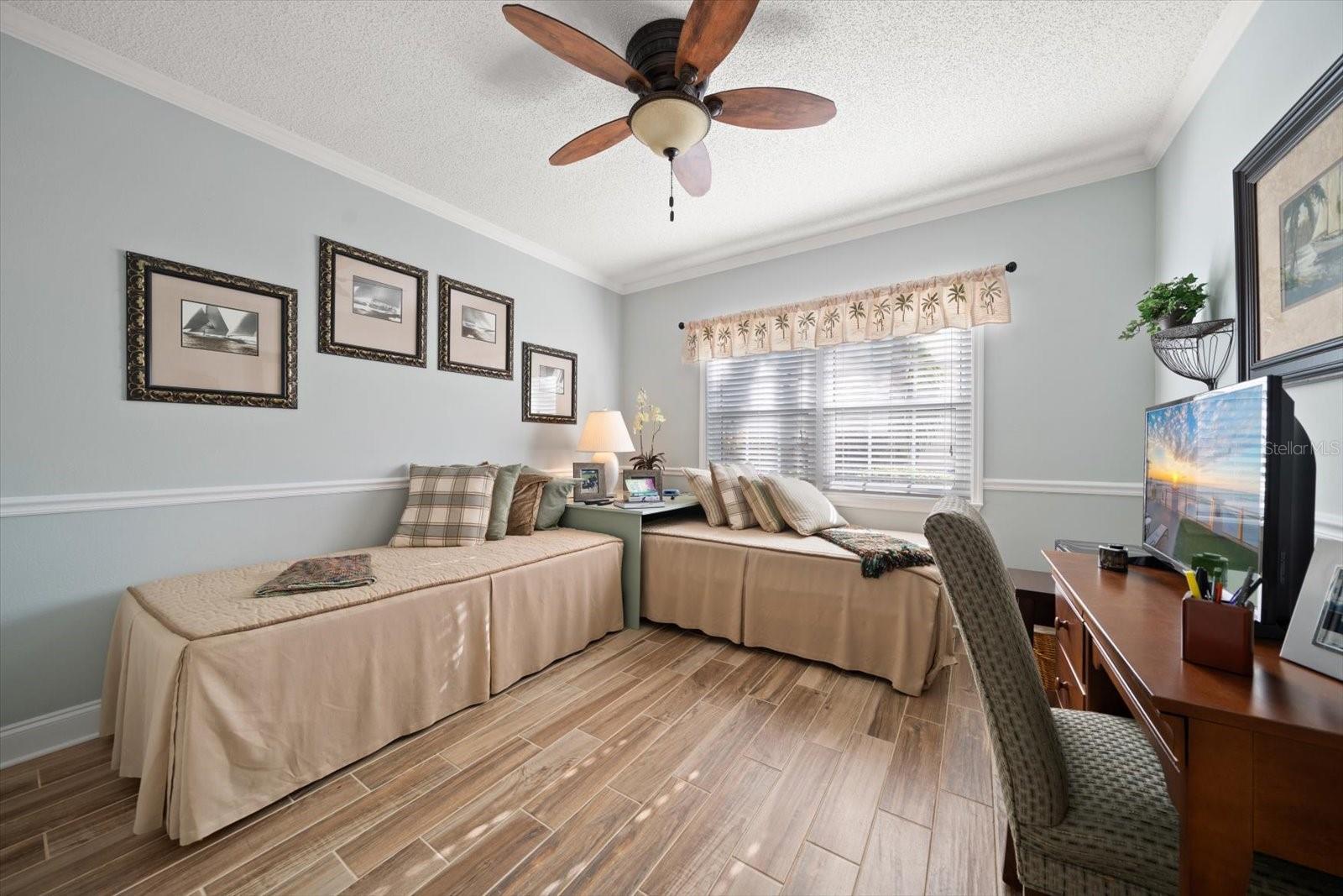 Image 5 of 35 For 11500 Shipwatch Drive 1360