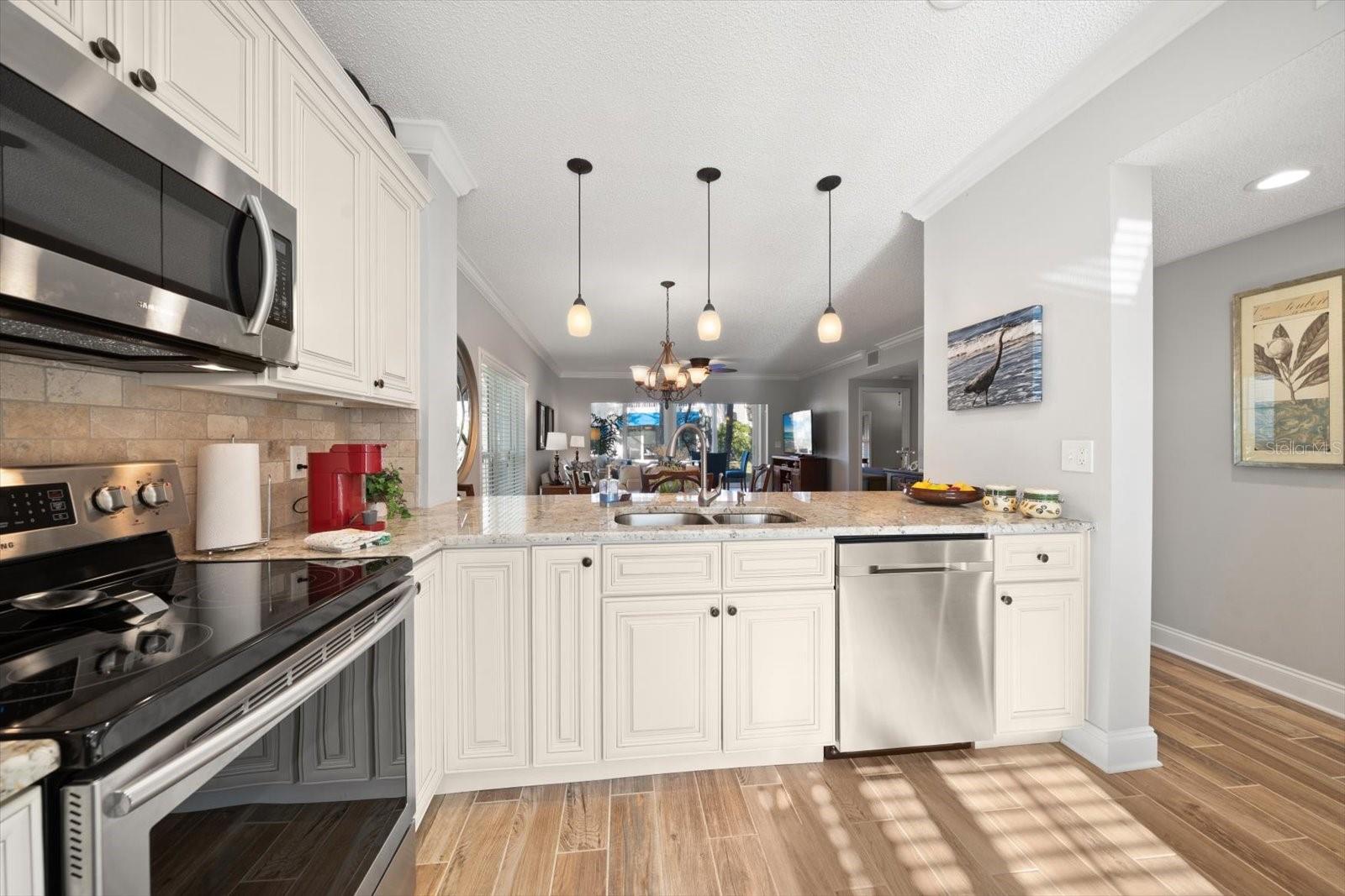 Image 7 of 35 For 11500 Shipwatch Drive 1360