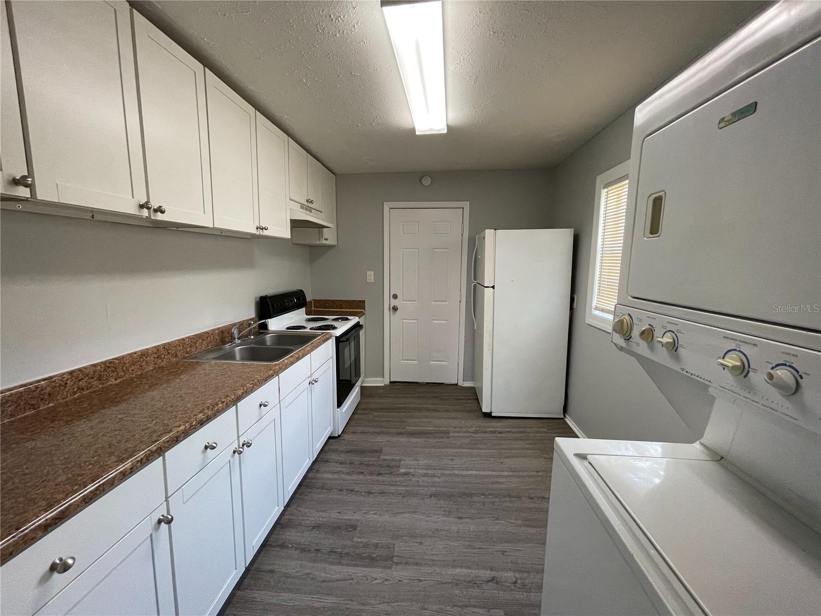 Image 4 of 7 For 3118 33rd Avenue