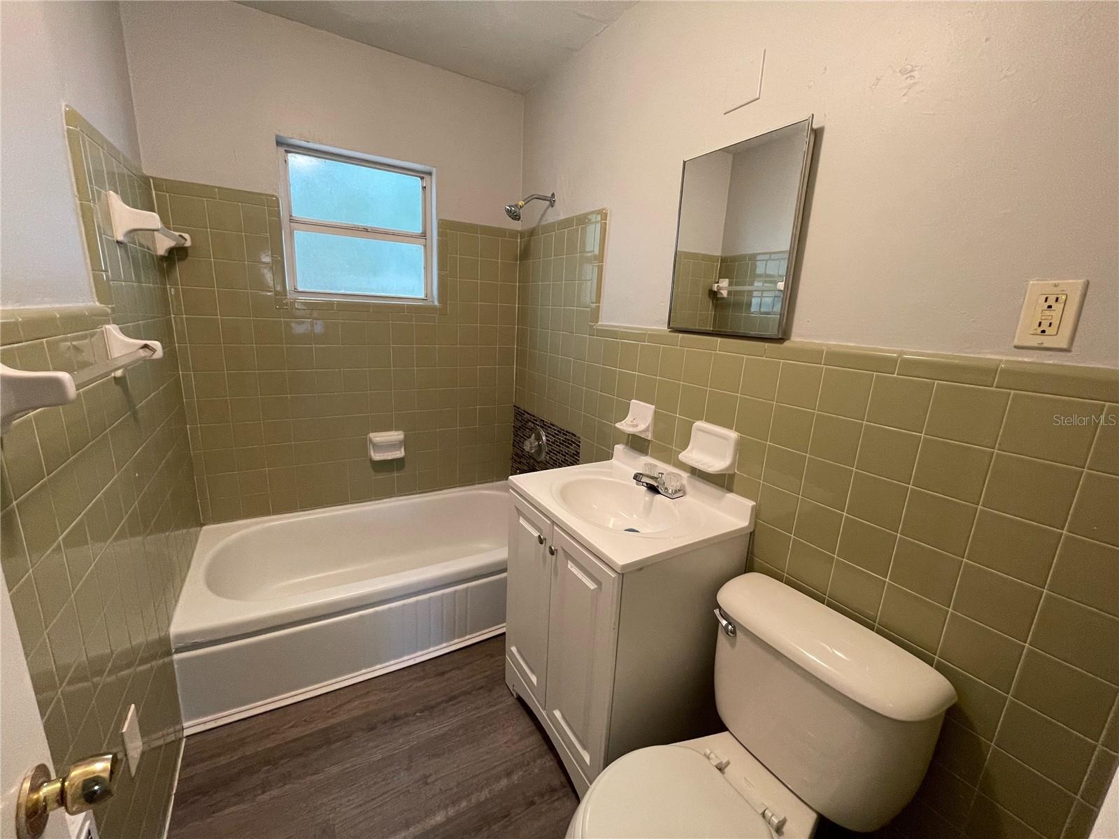 Image 6 of 7 For 3118 33rd Avenue