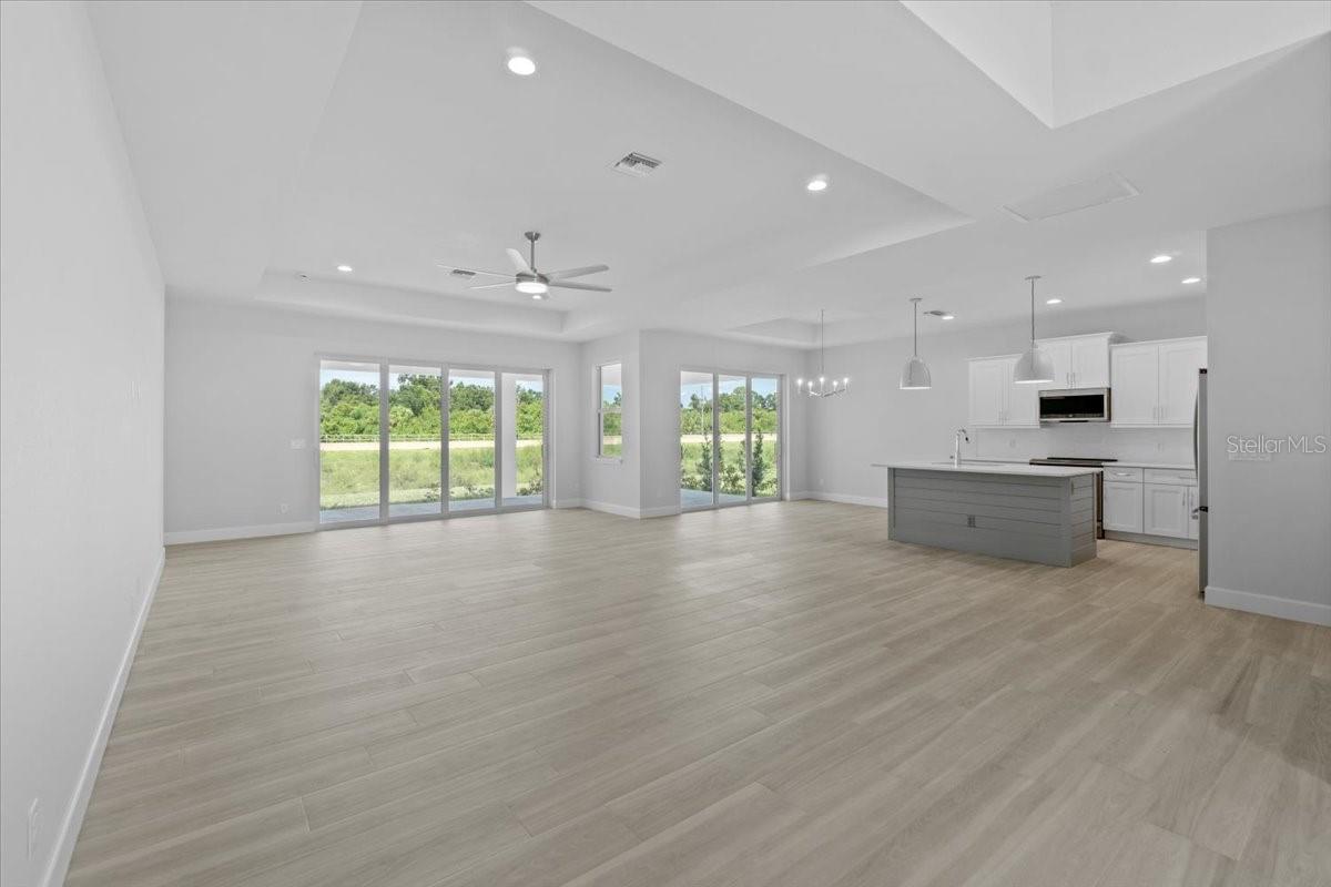 Image 10 of 36 For 6999 Burnsville Street