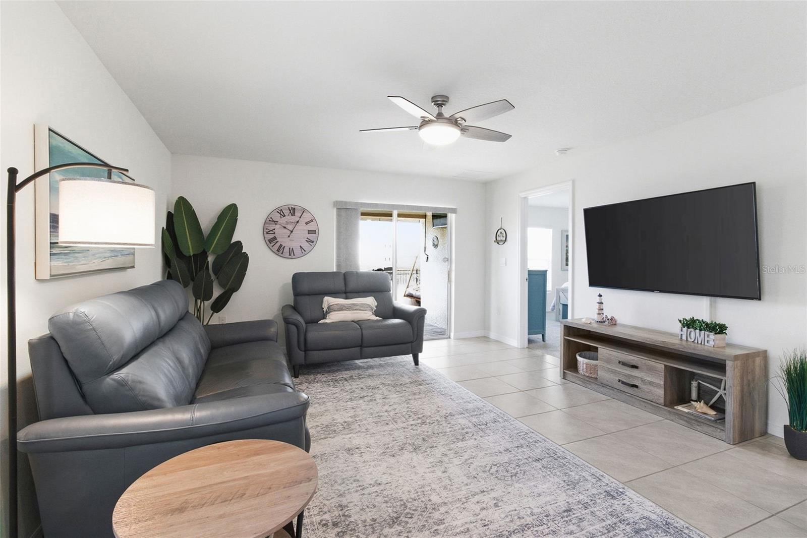 Image 18 of 54 For 3718 Mannered Gold Avenue