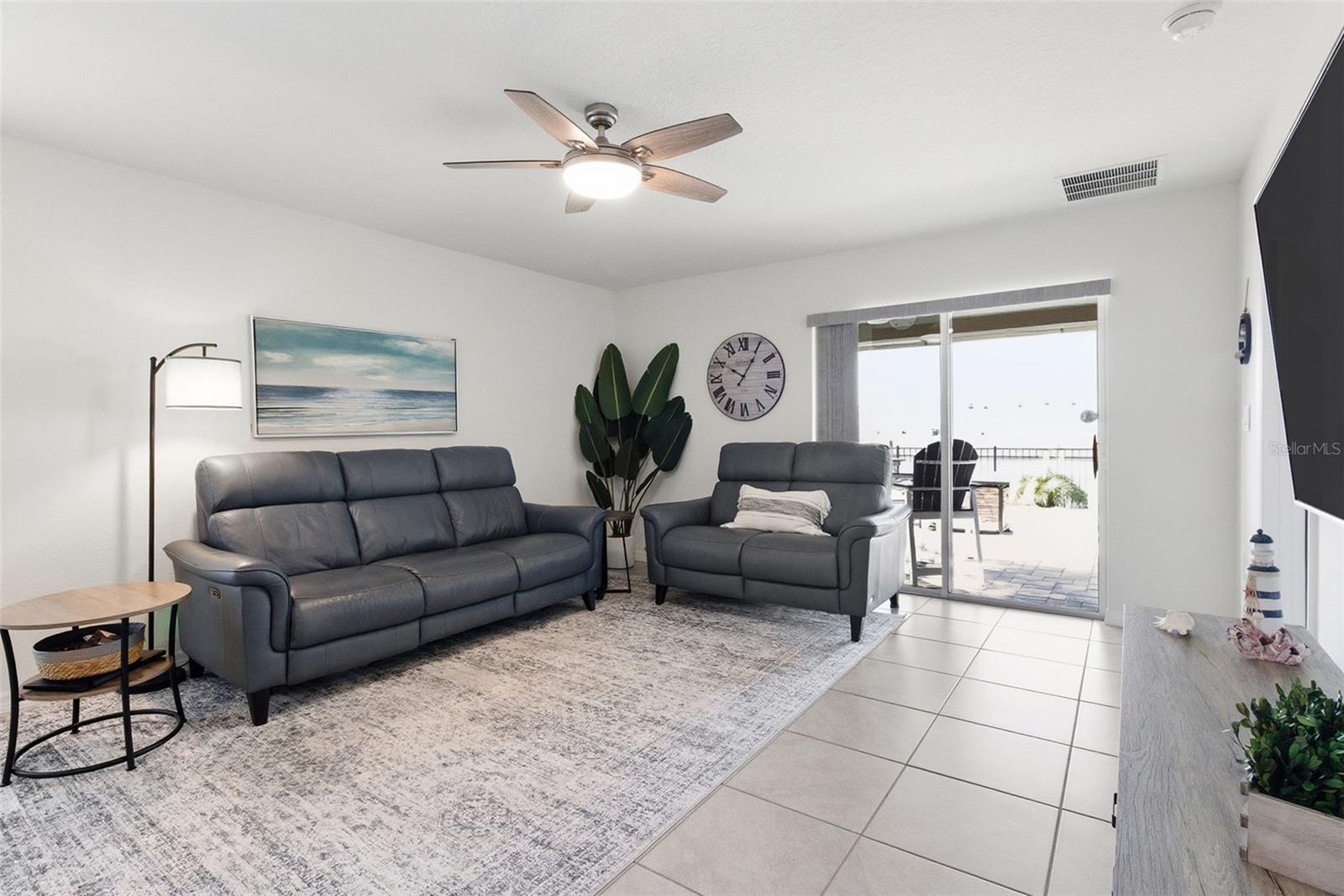 Image 19 of 54 For 3718 Mannered Gold Avenue