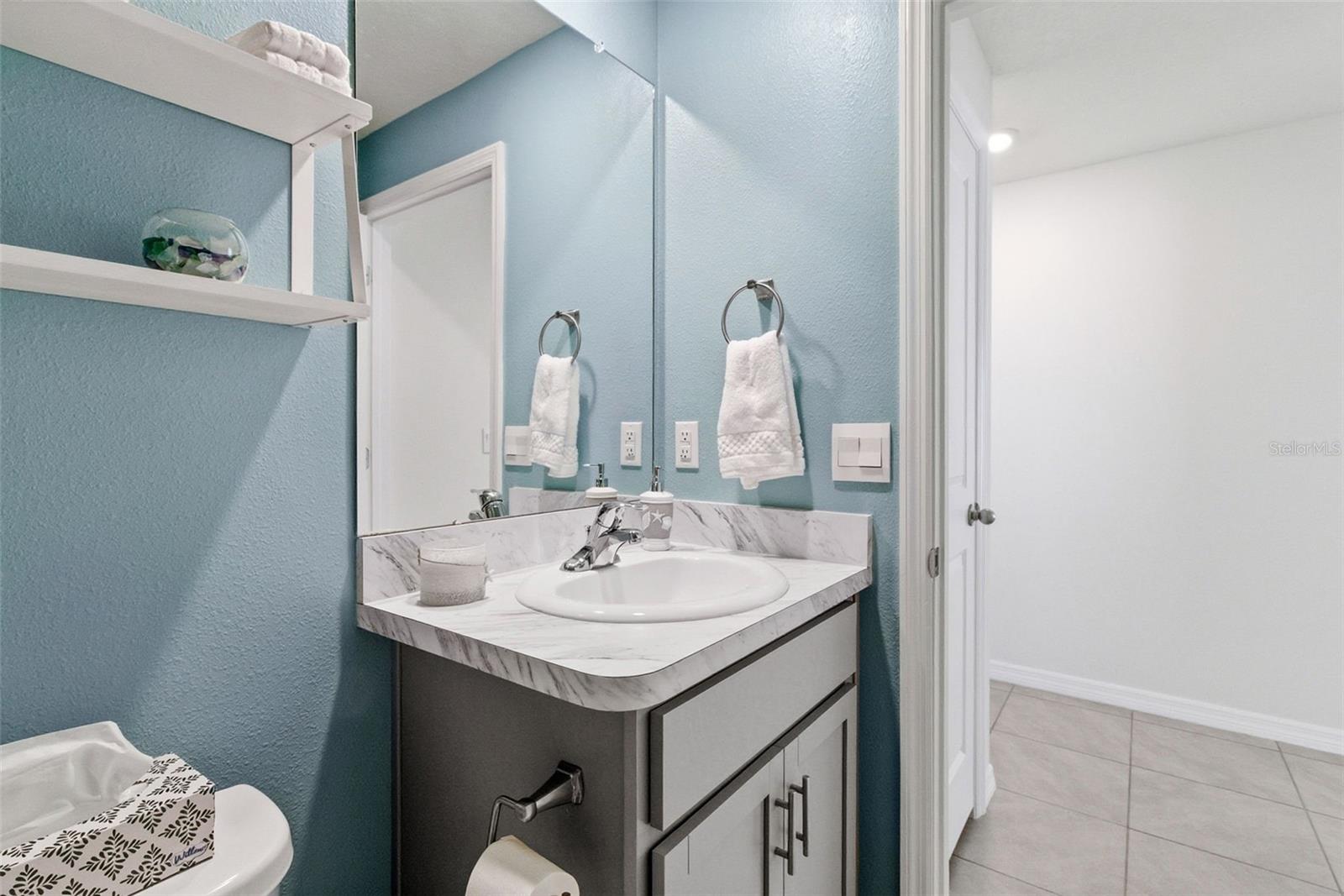 Image 33 of 54 For 3718 Mannered Gold Avenue