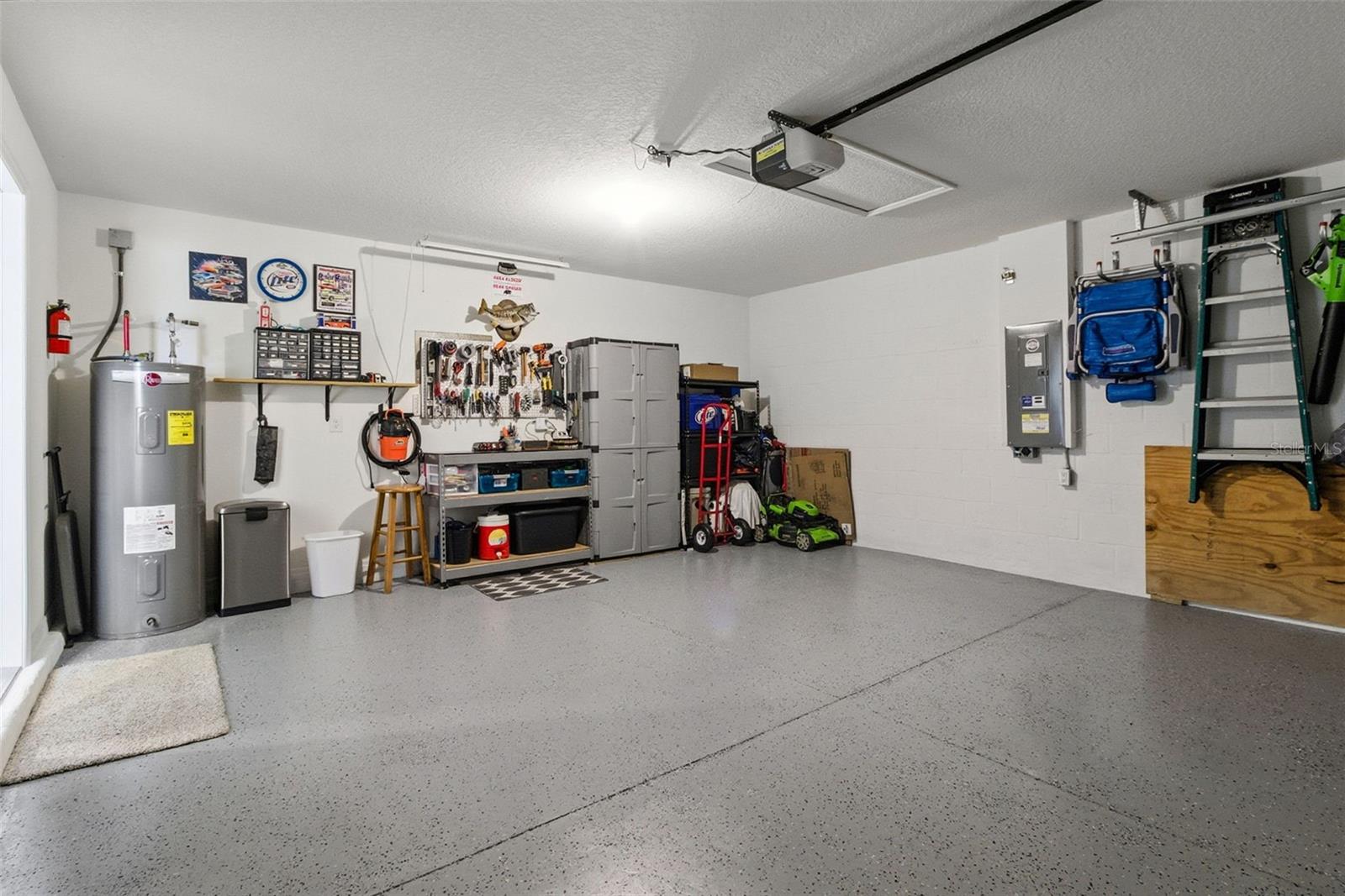 Image 51 of 54 For 3718 Mannered Gold Avenue