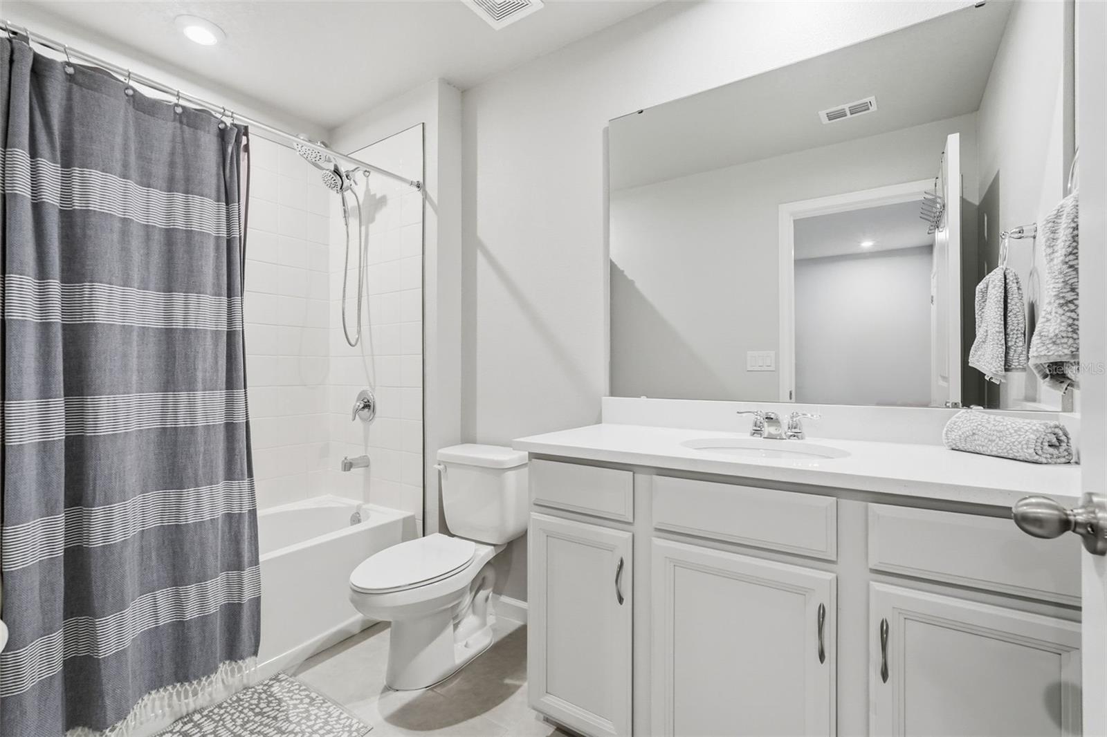 Image 26 of 45 For 2322 Summerlit Street