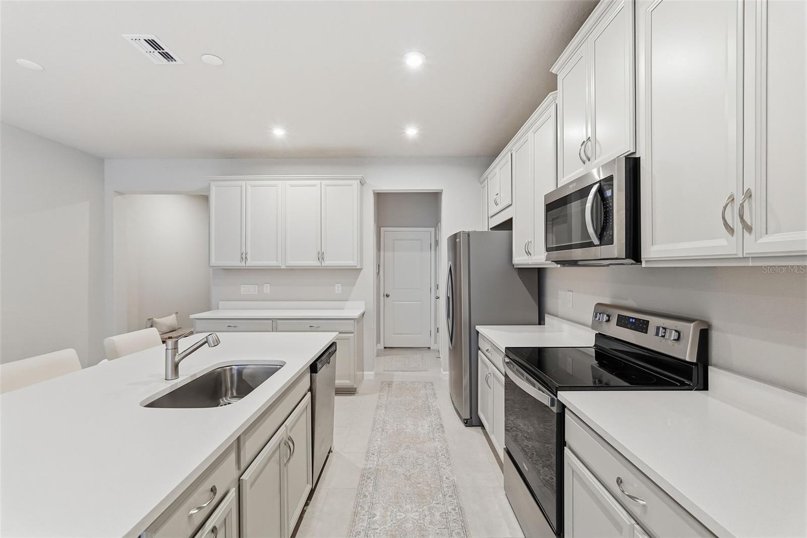 Image 9 of 45 For 2322 Summerlit Street