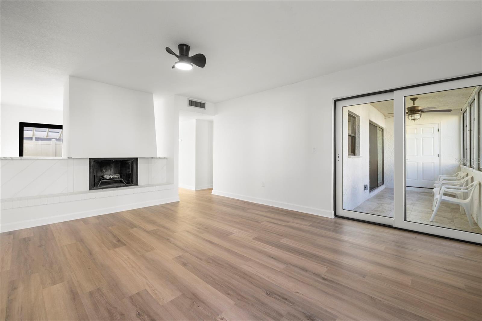 Image 11 of 52 For 1 Windrush Boulevard 19