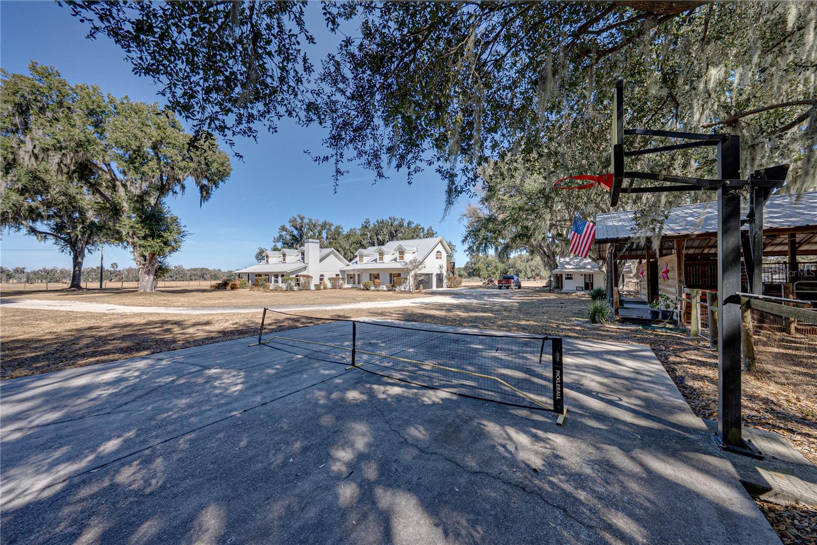 Image 52 of 92 For 808 Old Welcome Road