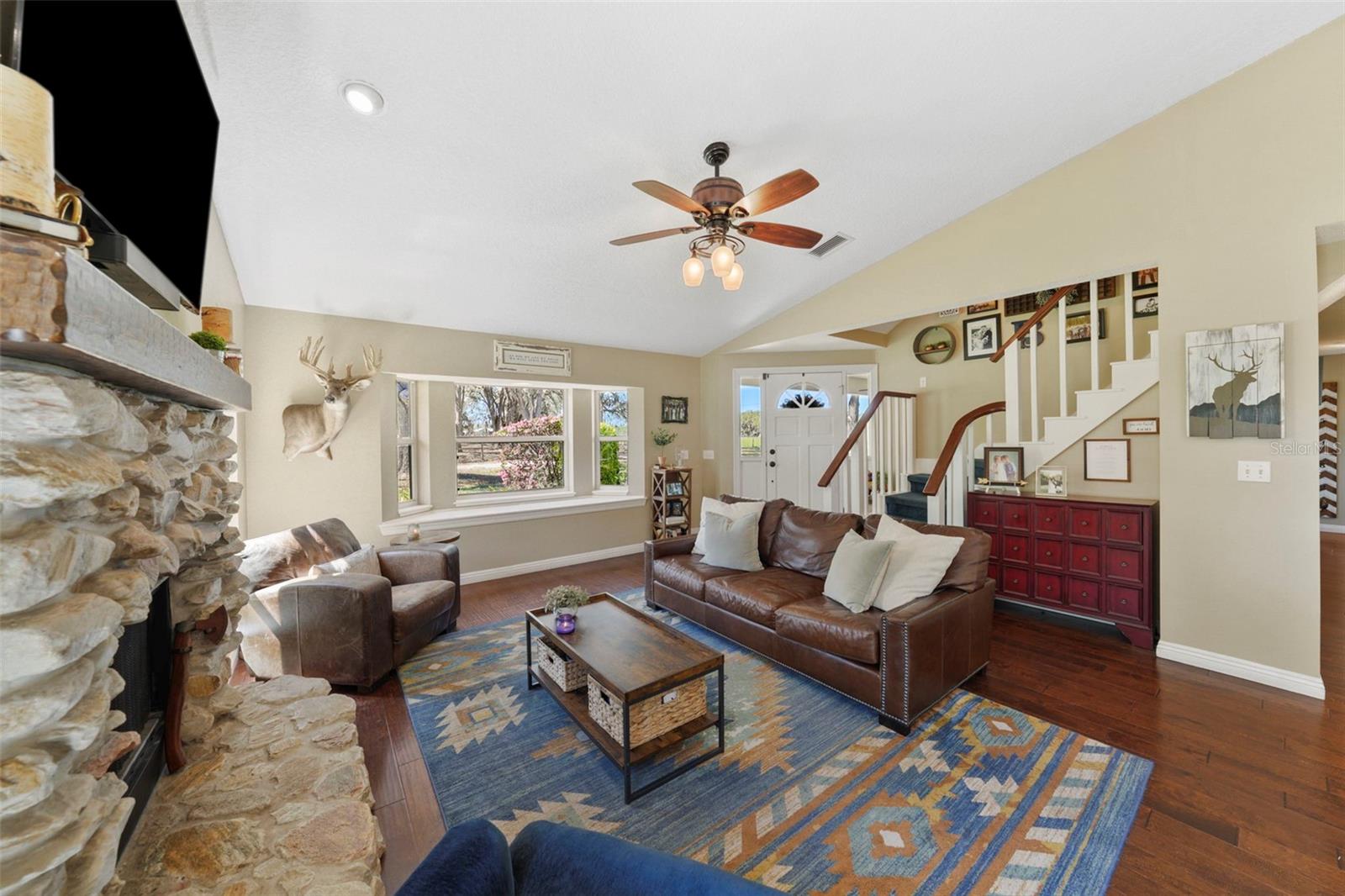 Image 9 of 92 For 808 Old Welcome Road