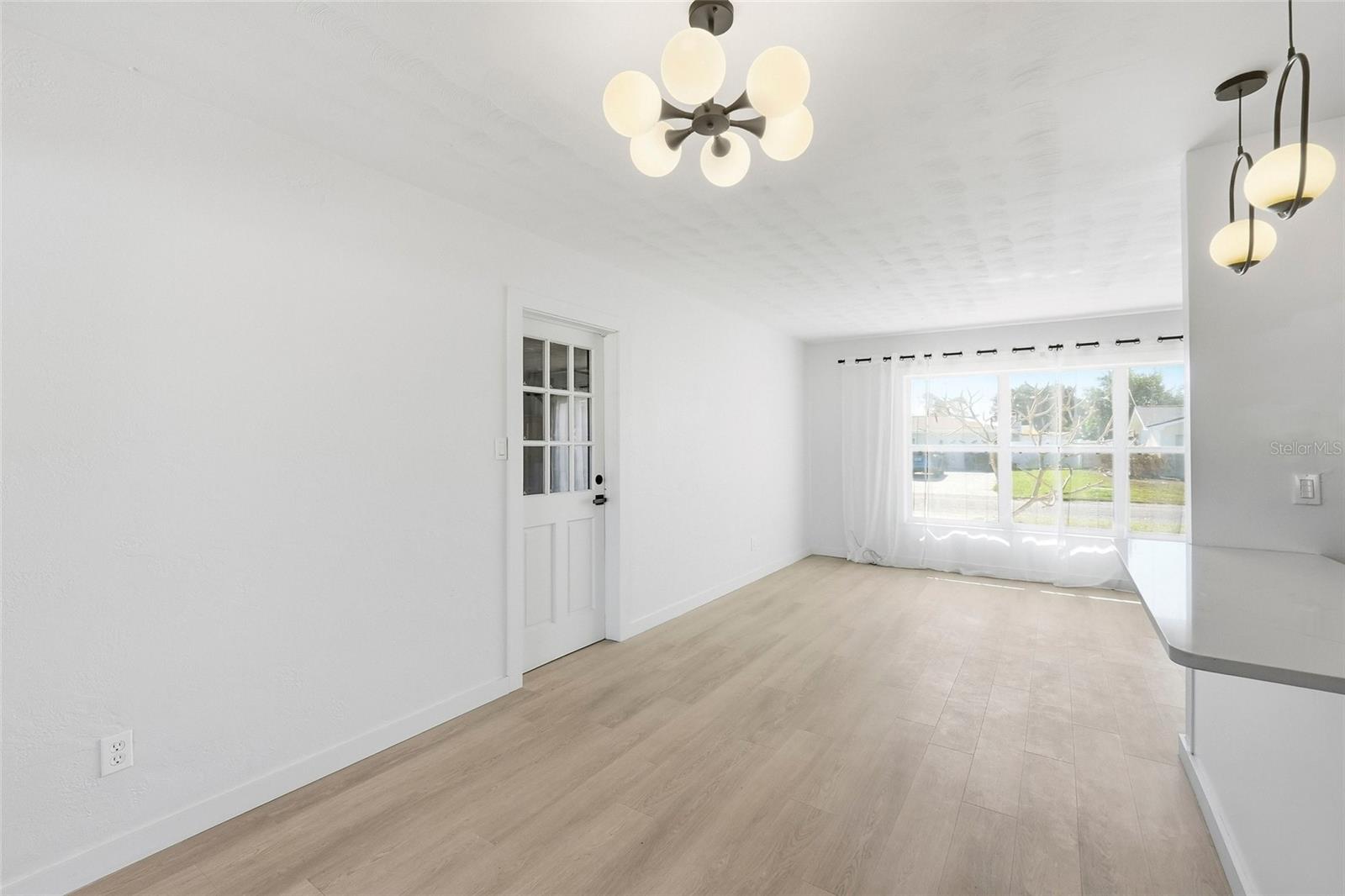 Image 12 of 35 For 2845 64th Terrace S