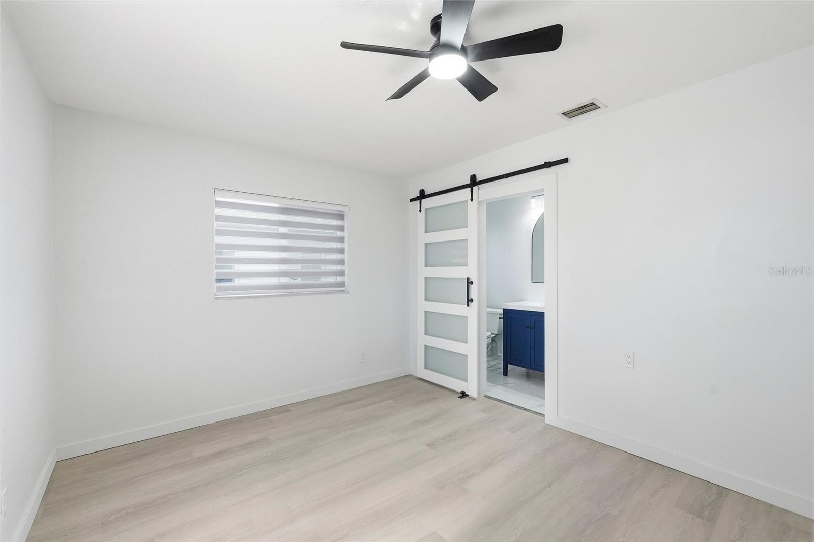 Image 15 of 35 For 2845 64th Terrace S