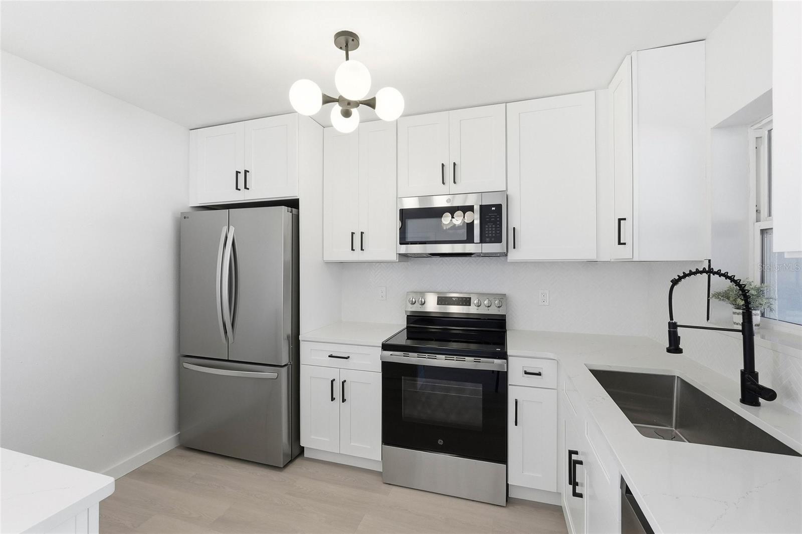 Image 4 of 35 For 2845 64th Terrace S