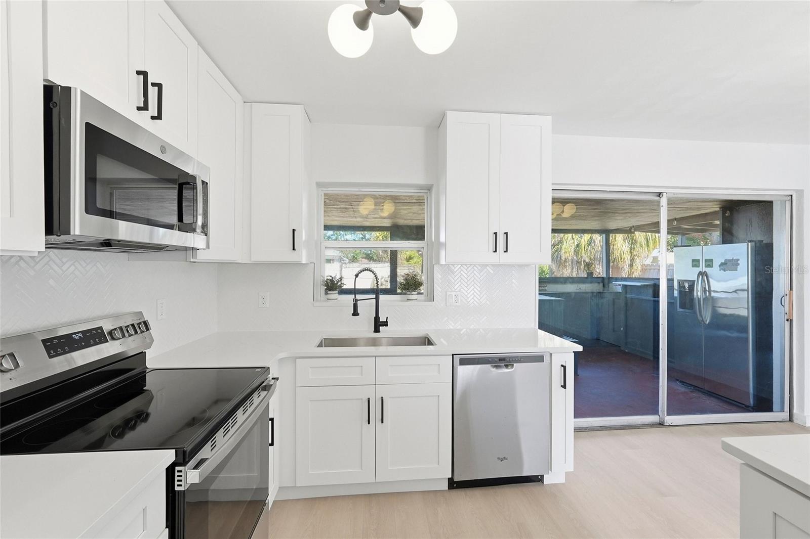 Image 7 of 35 For 2845 64th Terrace S