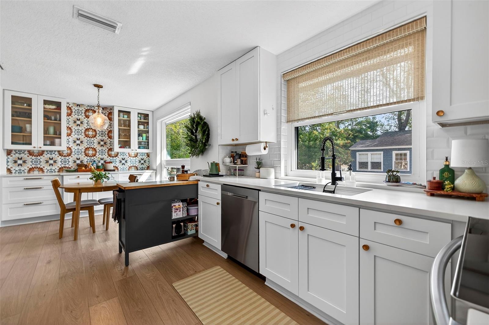 Image 15 of 31 For 2220 7th Avenue N