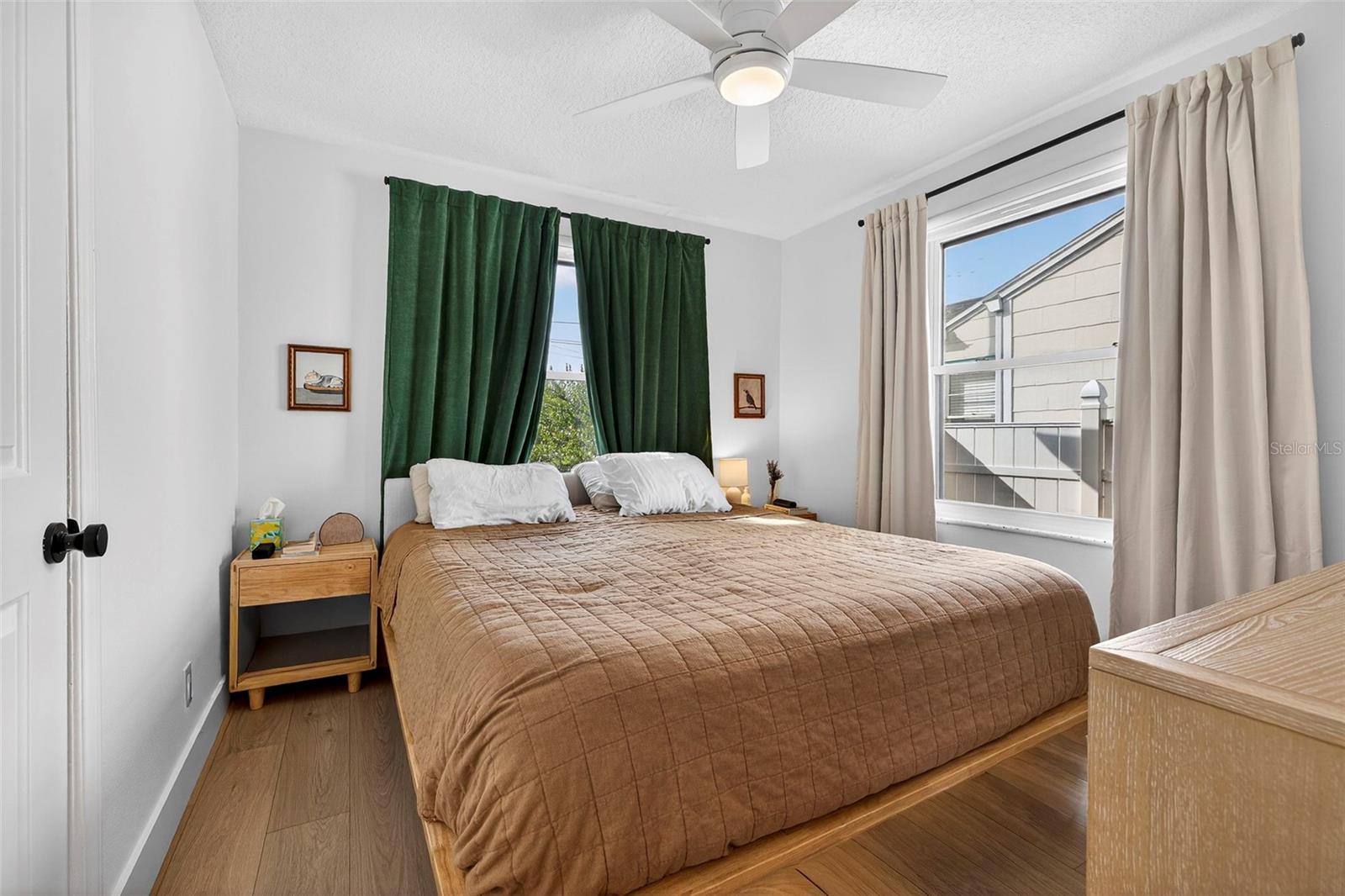 Image 17 of 31 For 2220 7th Avenue N