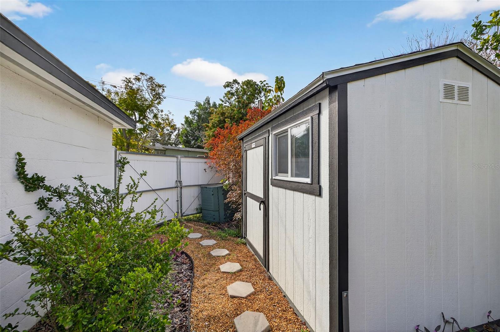 Image 29 of 31 For 2220 7th Avenue N