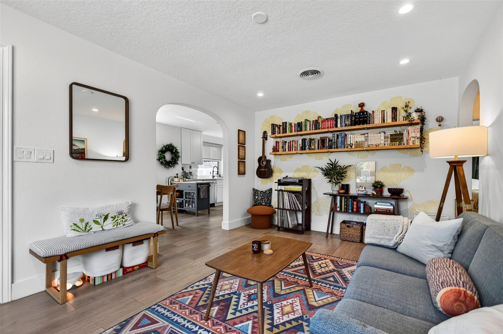 Image 6 of 31 For 2220 7th Avenue N