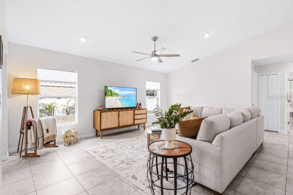 Image 10 of 36 For 10317 Willig Avenue