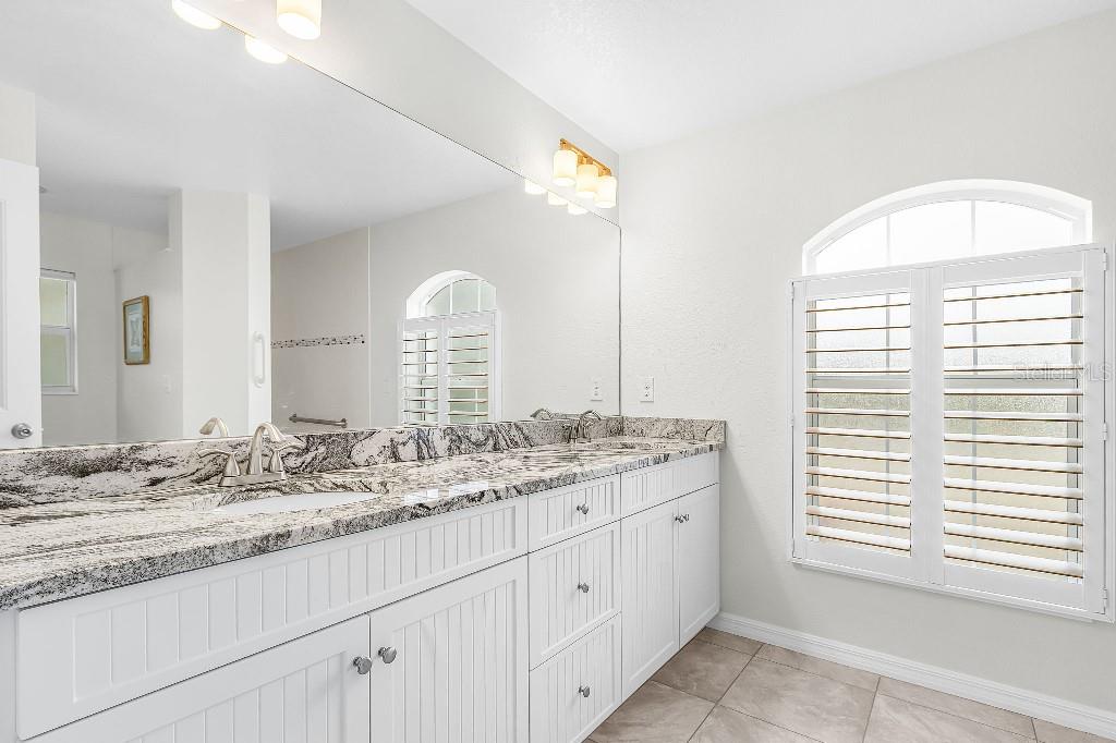 Image 27 of 36 For 10317 Willig Avenue