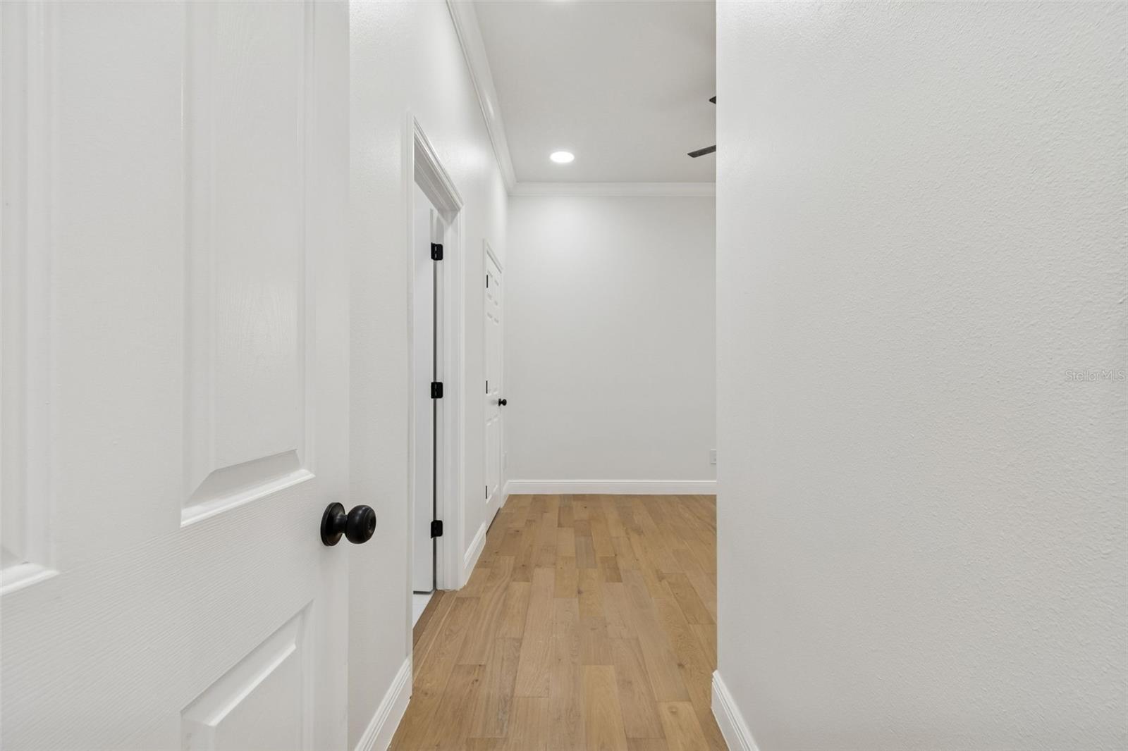 Image 28 of 66 For 18909 Apian Way