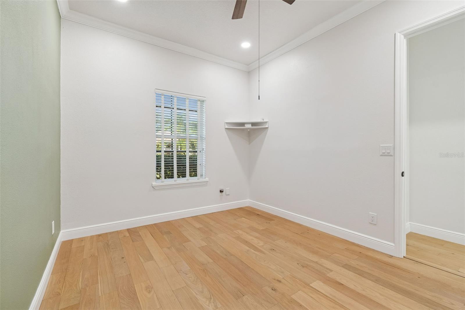 Image 29 of 66 For 18909 Apian Way