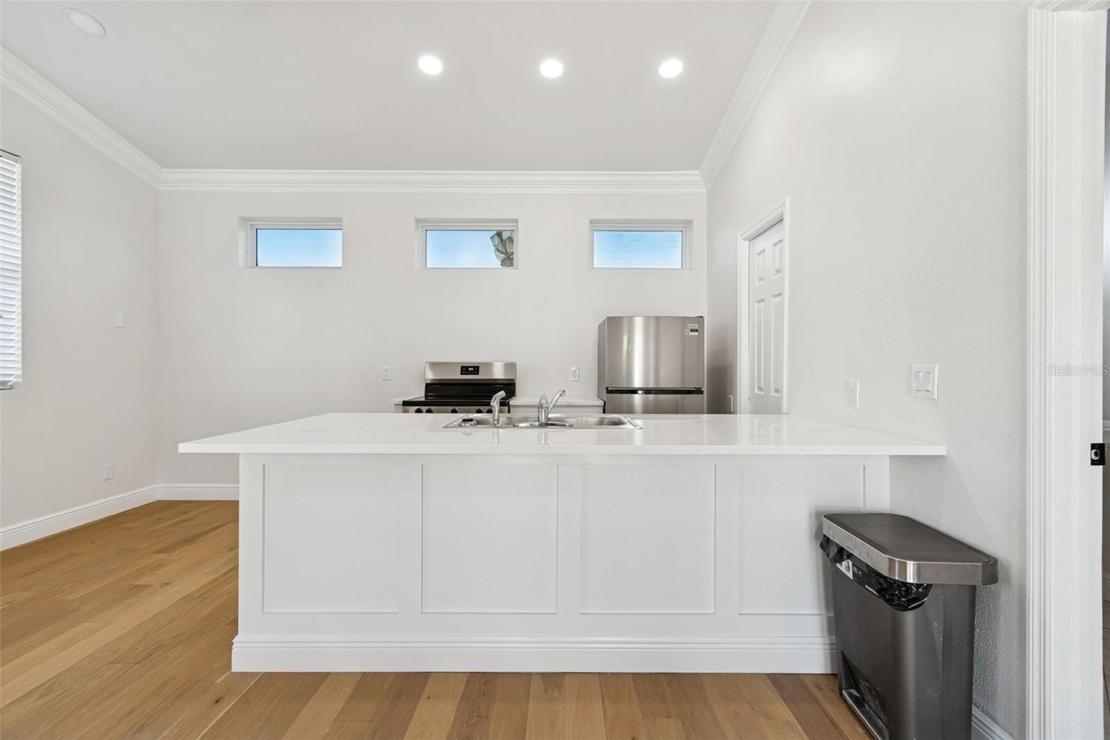 Image 52 of 66 For 18909 Apian Way