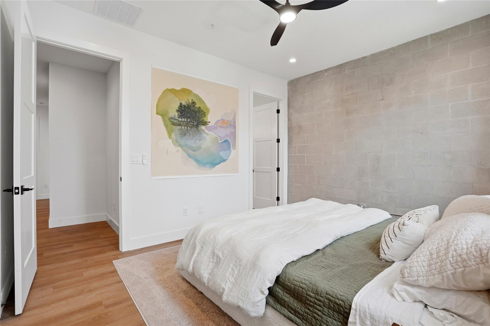 Image 20 of 35 For 2736 5th Ave S Avenue S 4