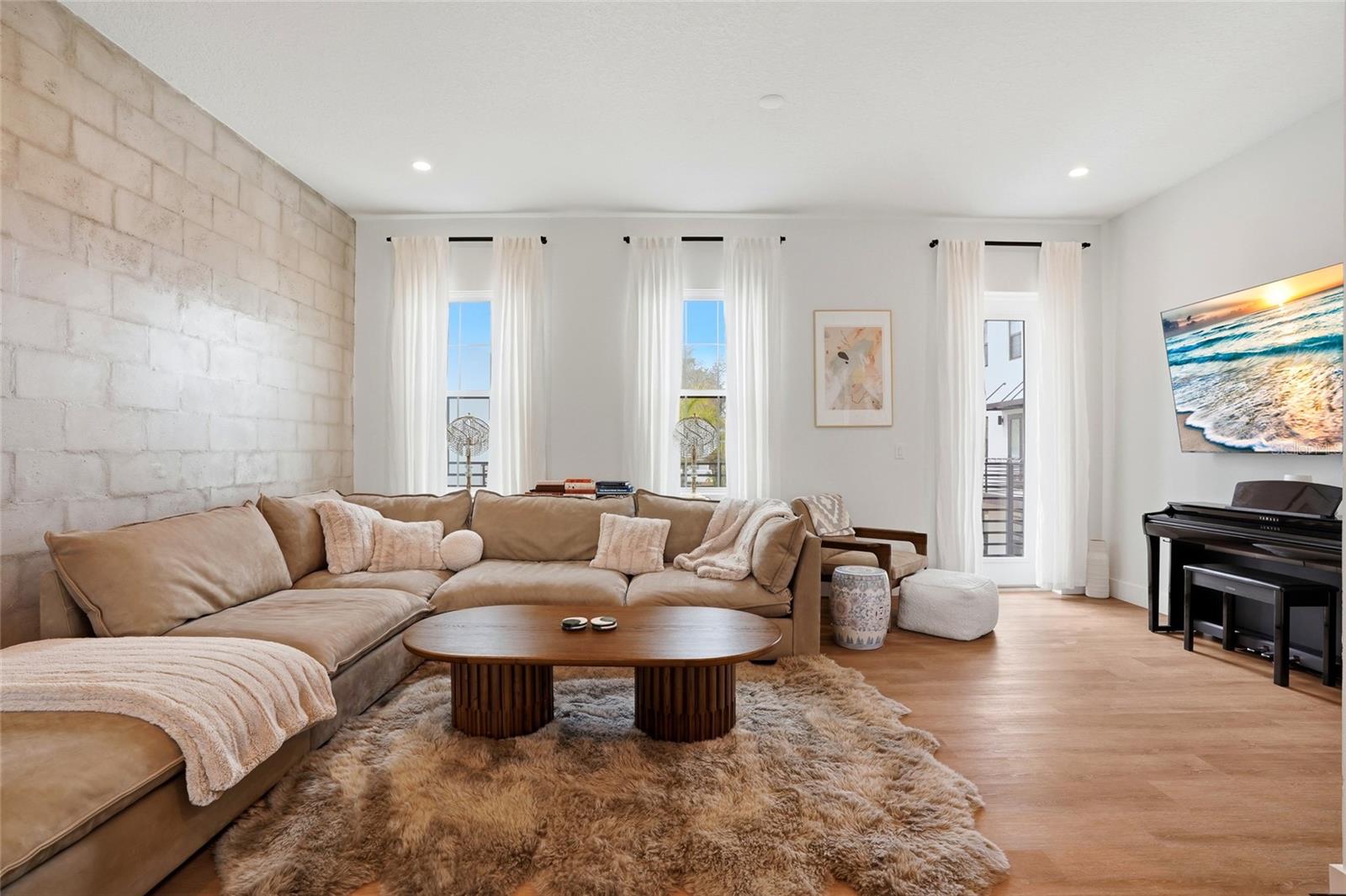 Image 21 of 35 For 2736 5th Ave S Avenue S 4