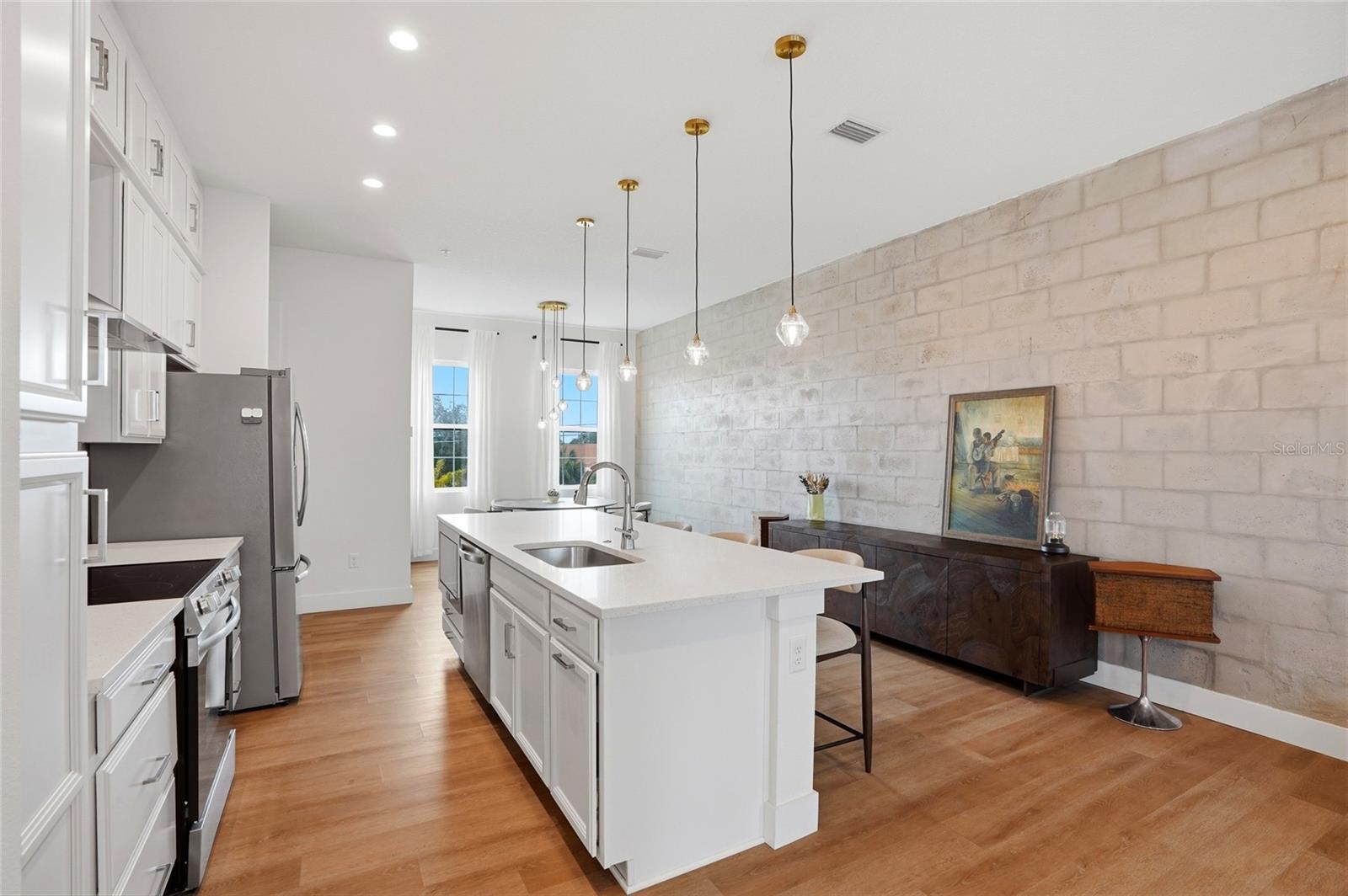 Image 24 of 35 For 2736 5th Ave S Avenue S 4