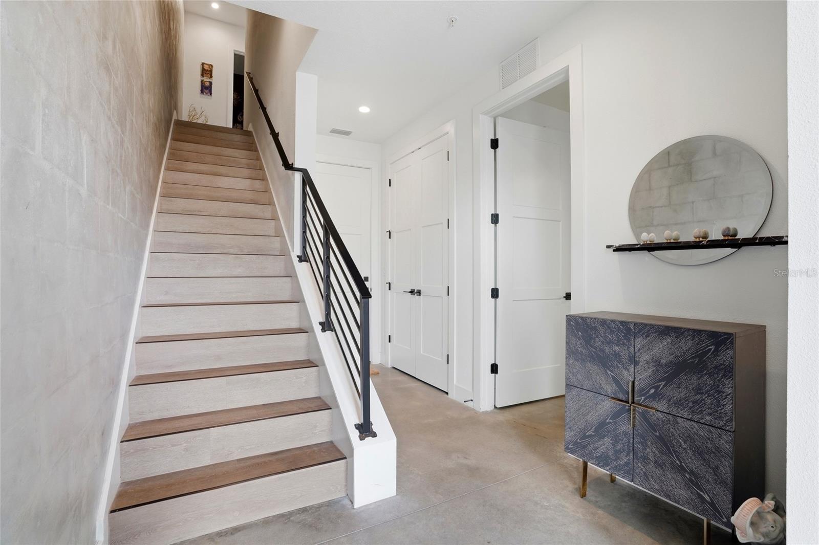 Image 31 of 35 For 2736 5th Ave S Avenue S 4