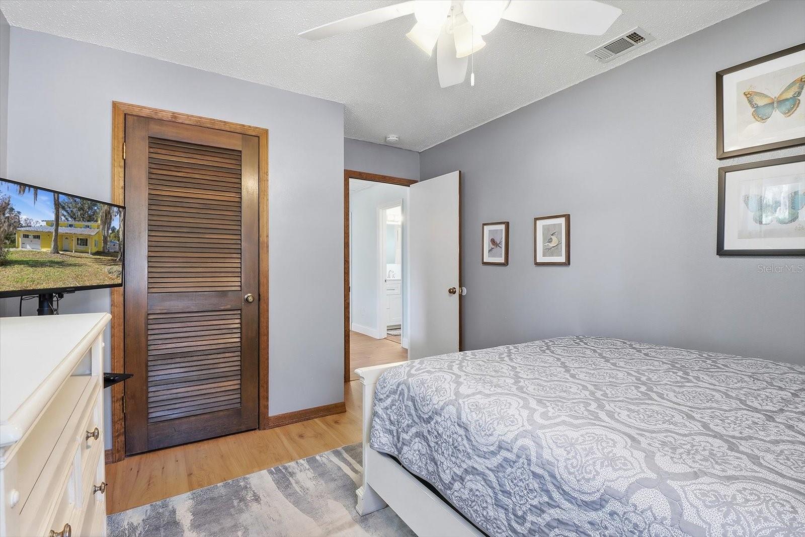 Image 28 of 53 For 3644 Hiawatha Terrace