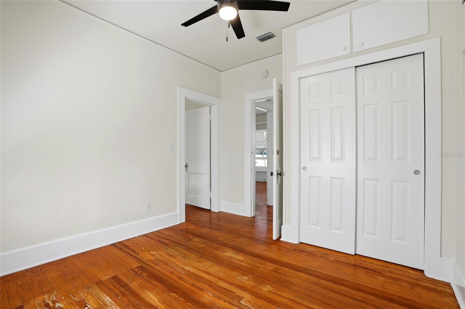 Image 18 of 45 For 725 8th Street N