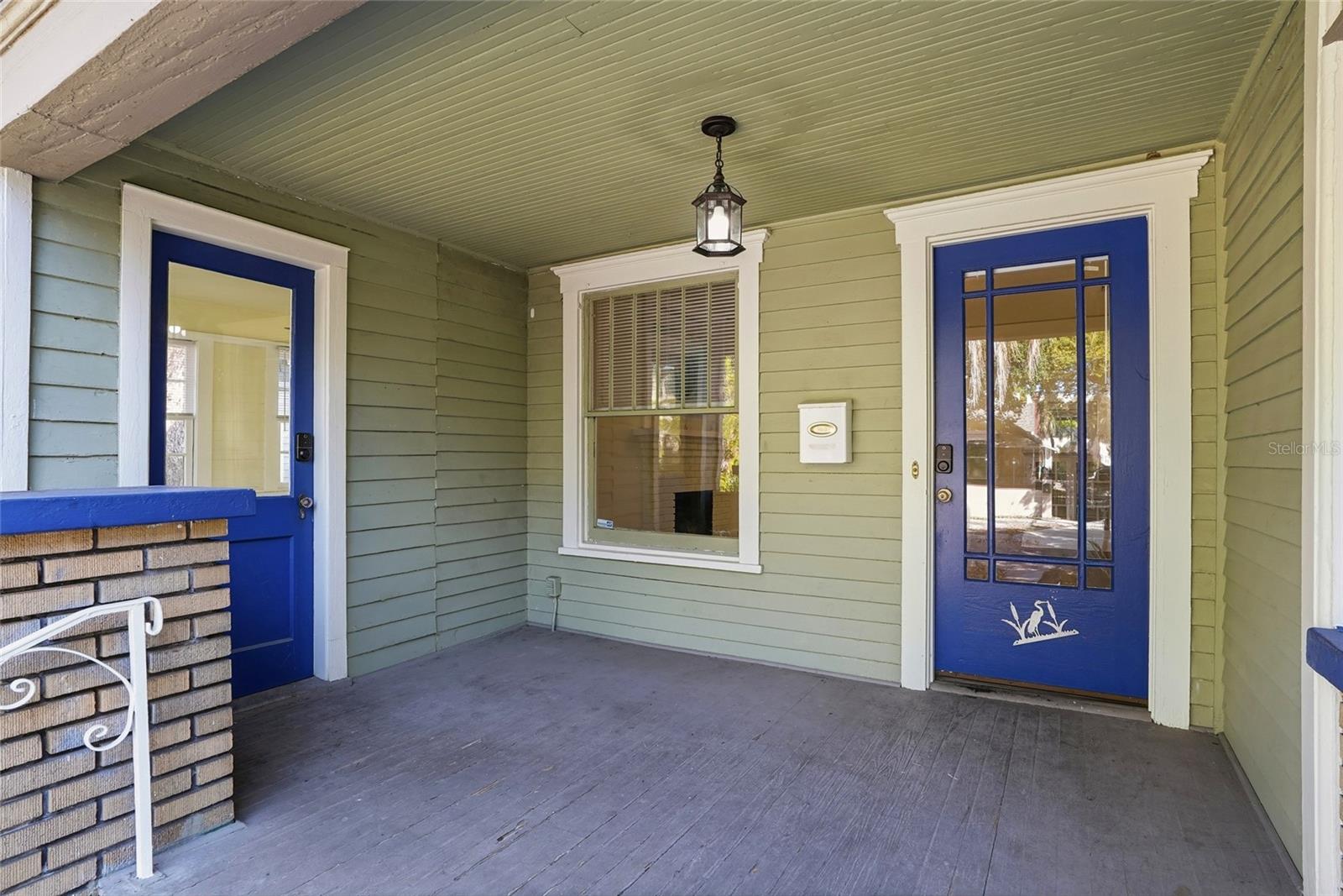 Image 3 of 45 For 725 8th Street N