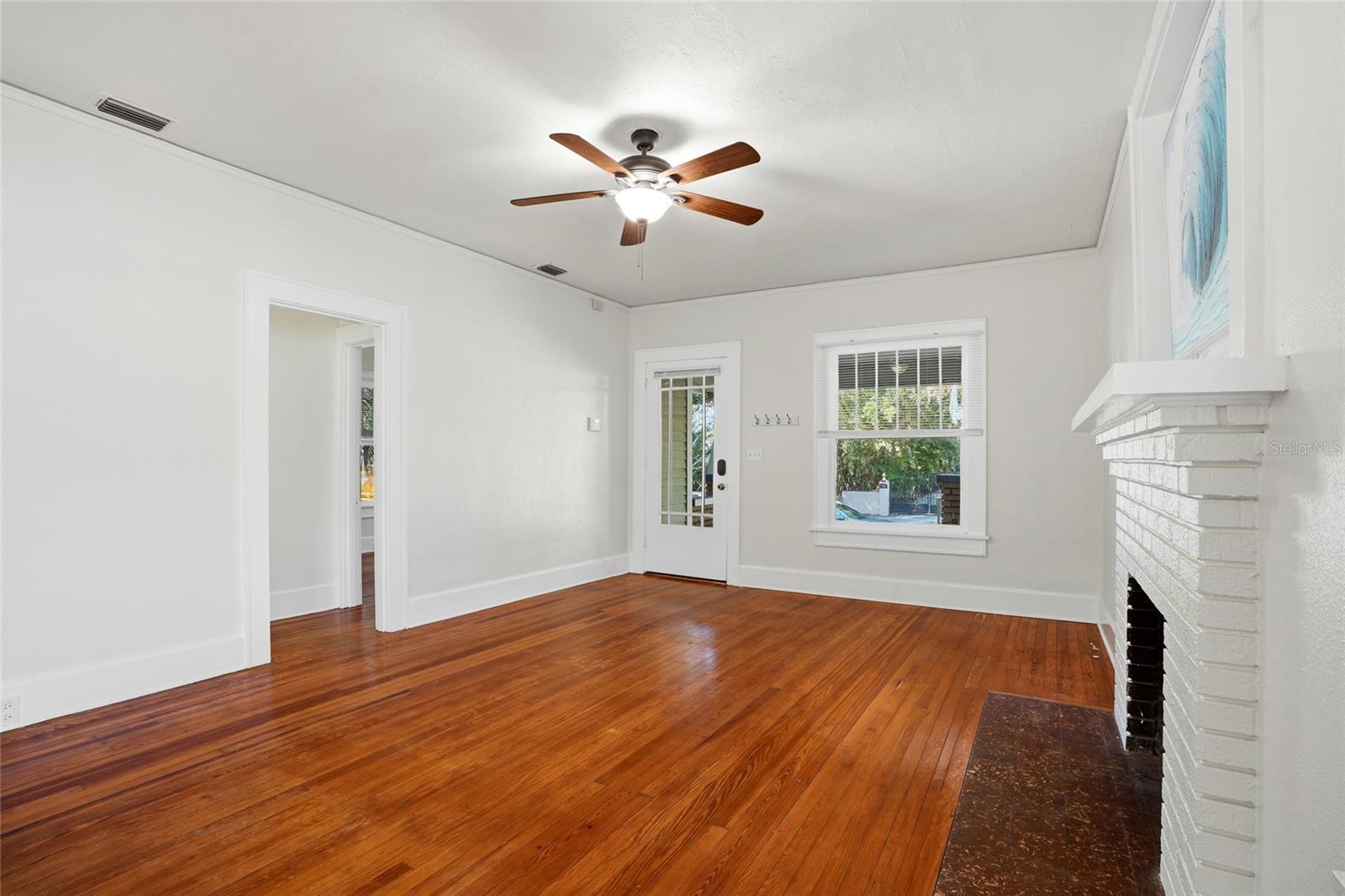 Image 6 of 45 For 725 8th Street N