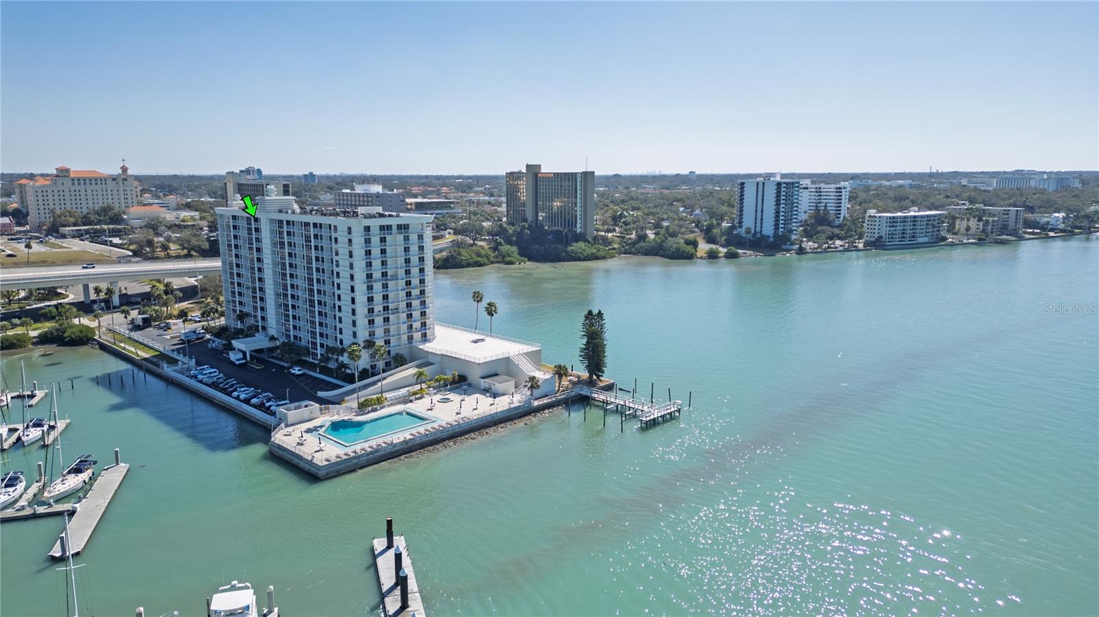 Image 46 of 47 For 100 Pierce Street 1301