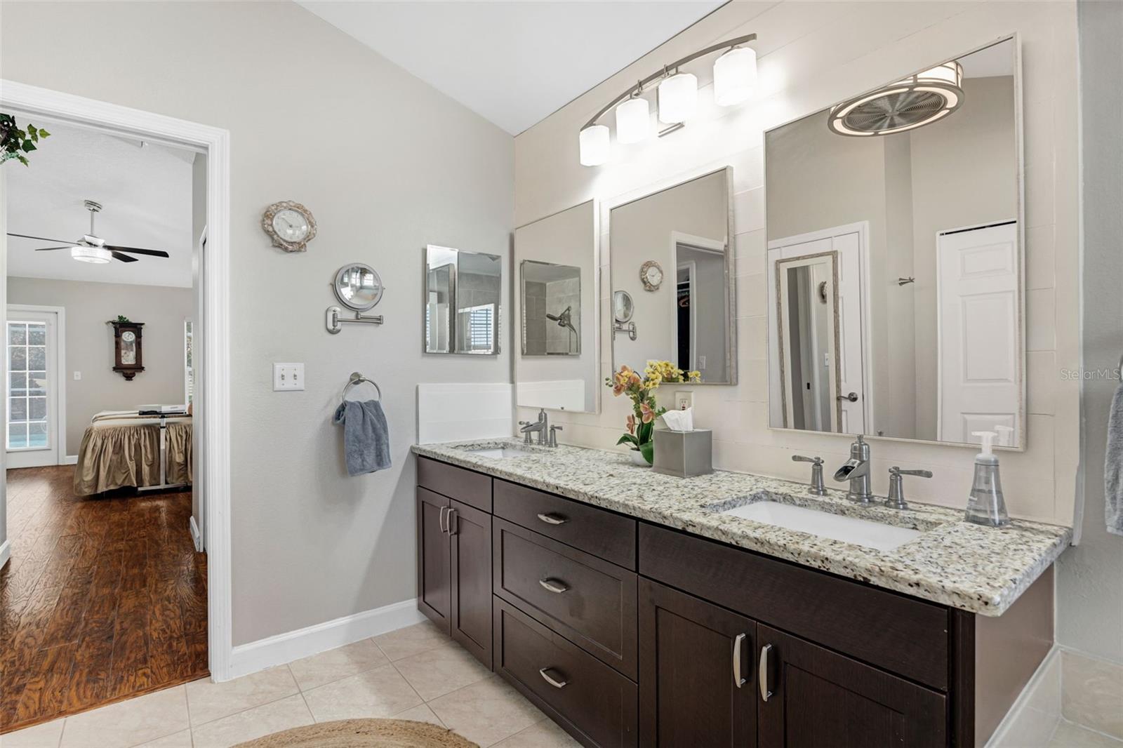 Image 30 of 61 For 724 Winterbrooke Way