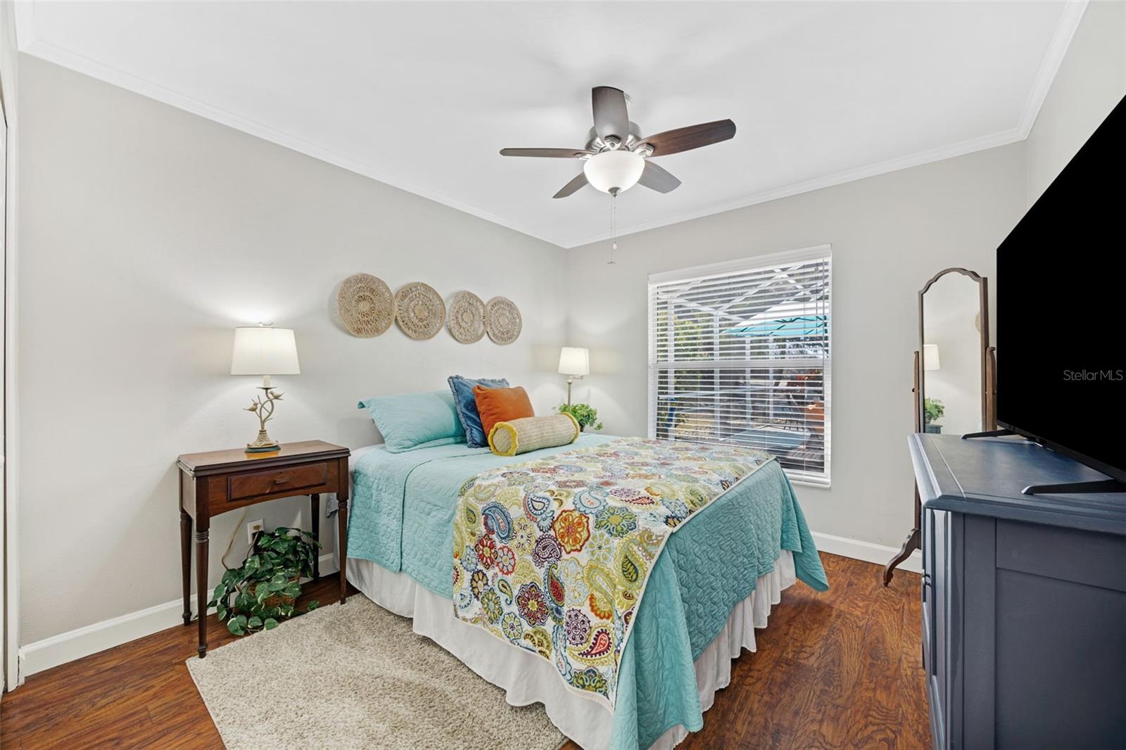 Image 32 of 61 For 724 Winterbrooke Way