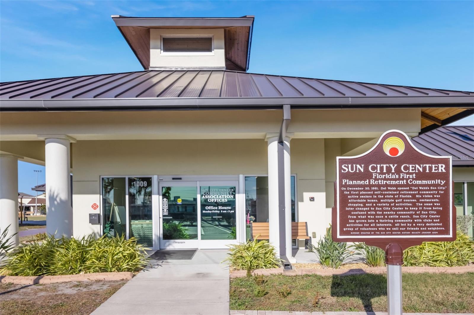 Image 51 of 61 For 724 Winterbrooke Way