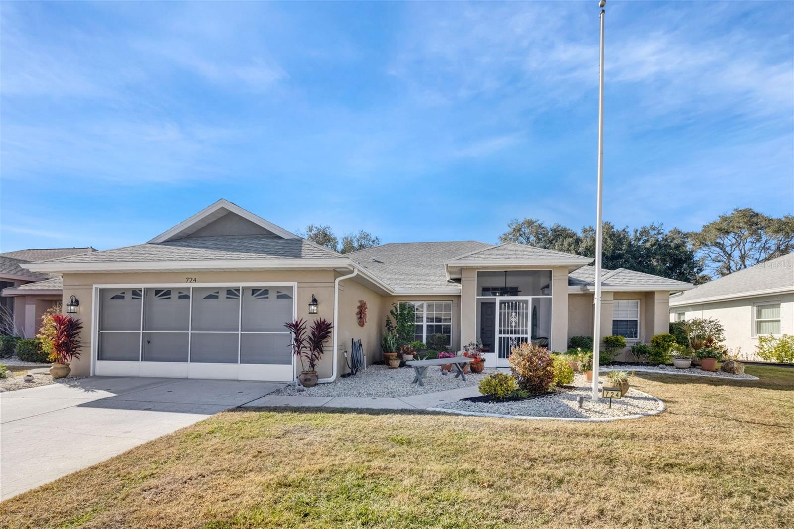 Image 7 of 61 For 724 Winterbrooke Way