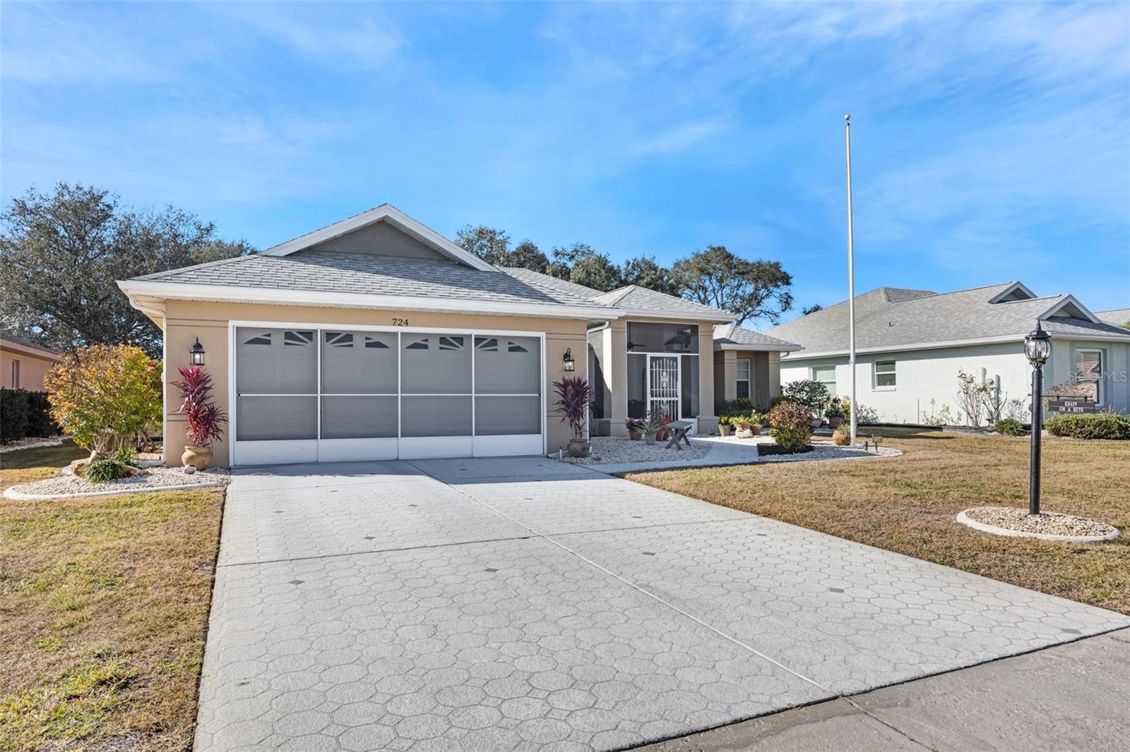 Image 9 of 61 For 724 Winterbrooke Way