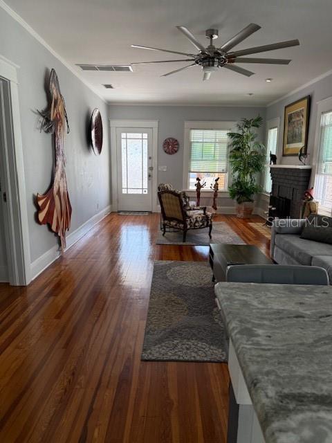 Image 10 of 63 For 121 North Street