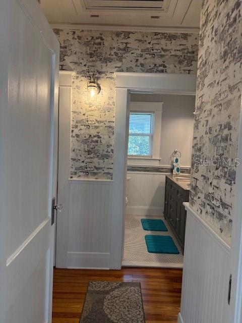 Image 39 of 63 For 121 North Street