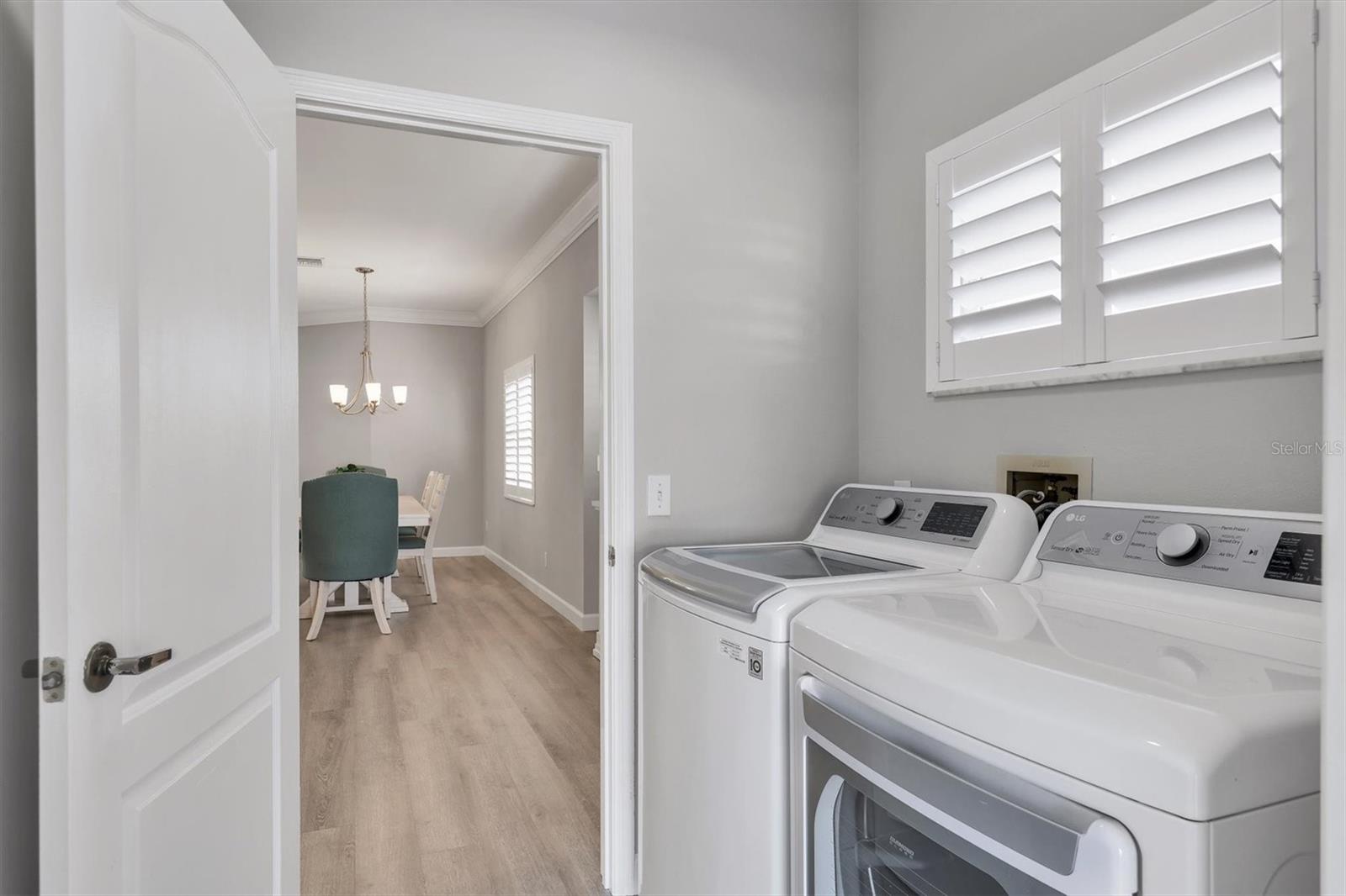 Image 24 of 37 For 5956 Rachele Drive