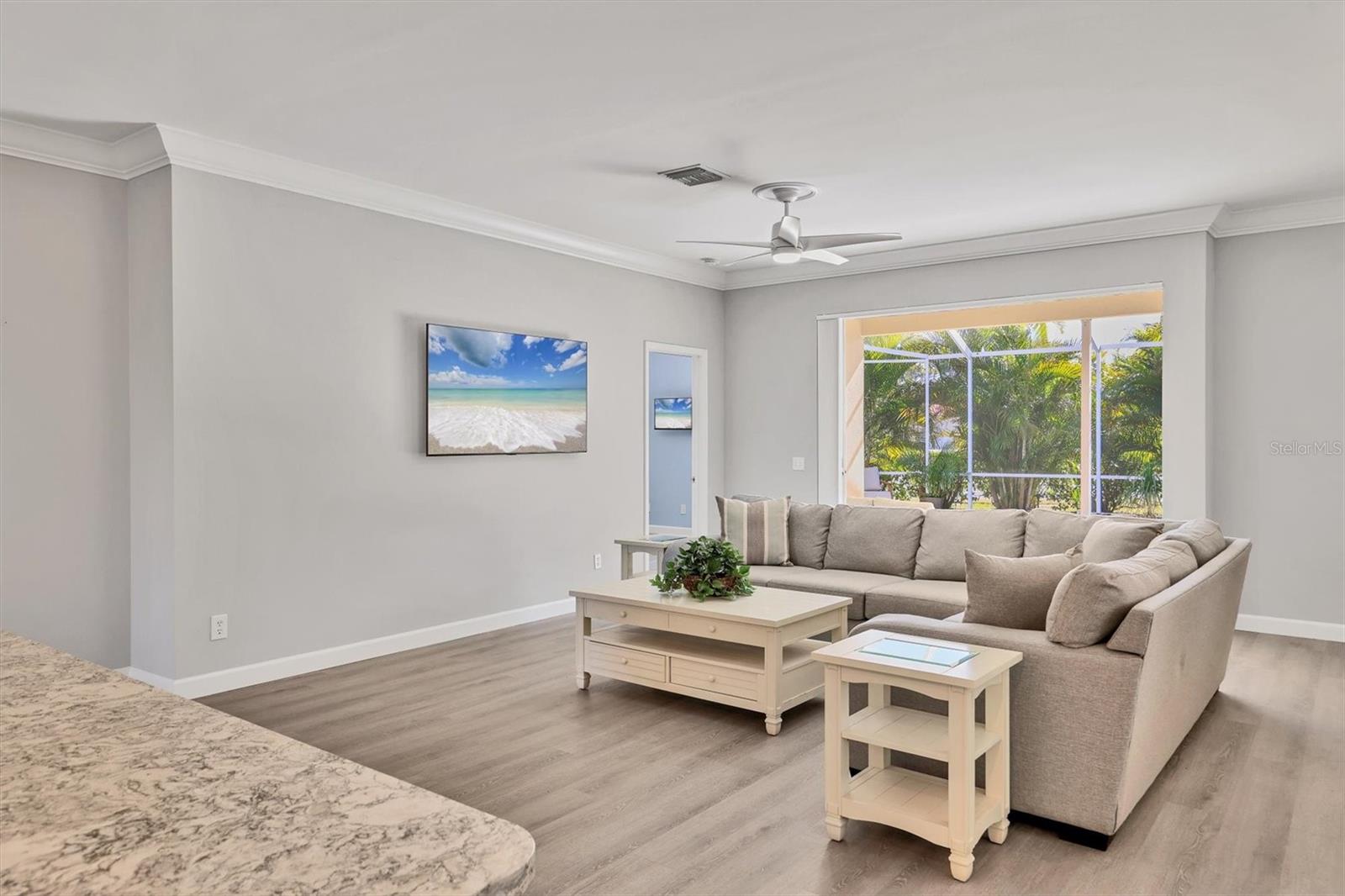 Image 4 of 37 For 5956 Rachele Drive