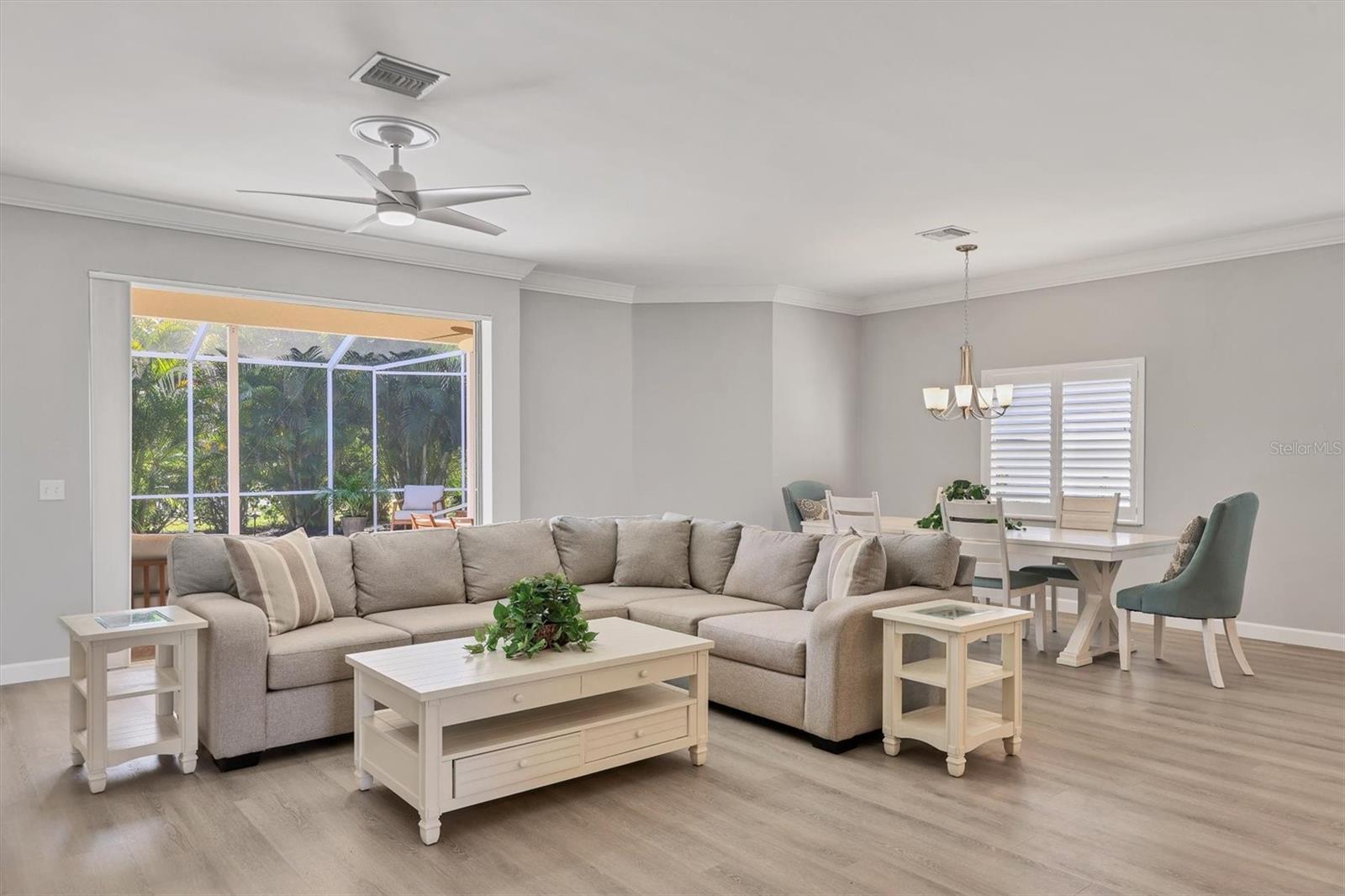 Image 5 of 37 For 5956 Rachele Drive