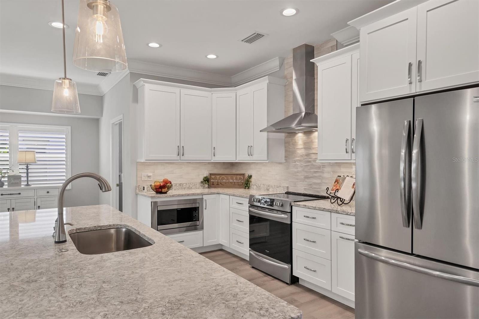 Image 8 of 37 For 5956 Rachele Drive