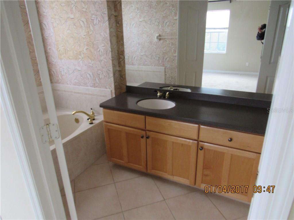 Image 9 of 27 For 2914 Bayshore Pointe Drive